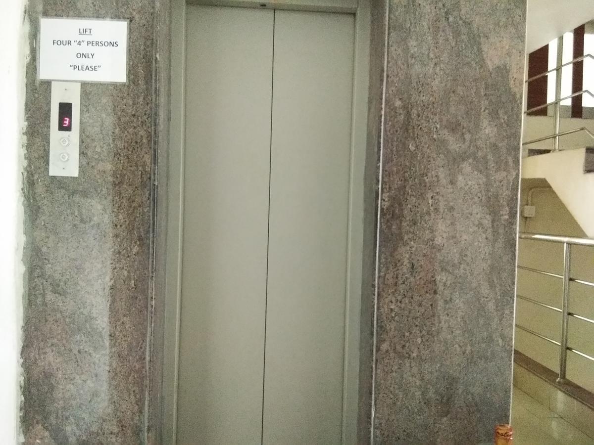 Hotel Adarsh Residency Tirupati Exterior foto