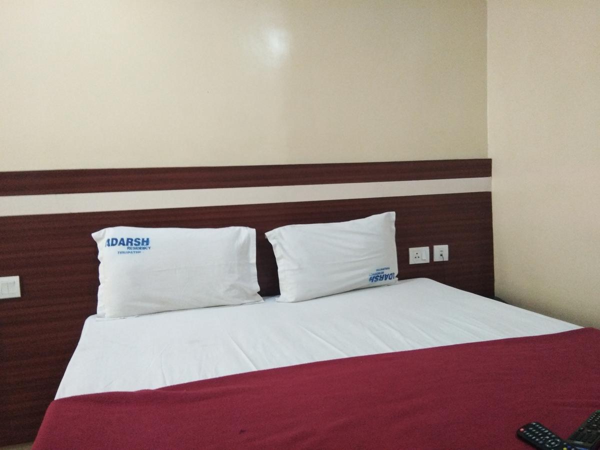 Hotel Adarsh Residency Tirupati Exterior foto