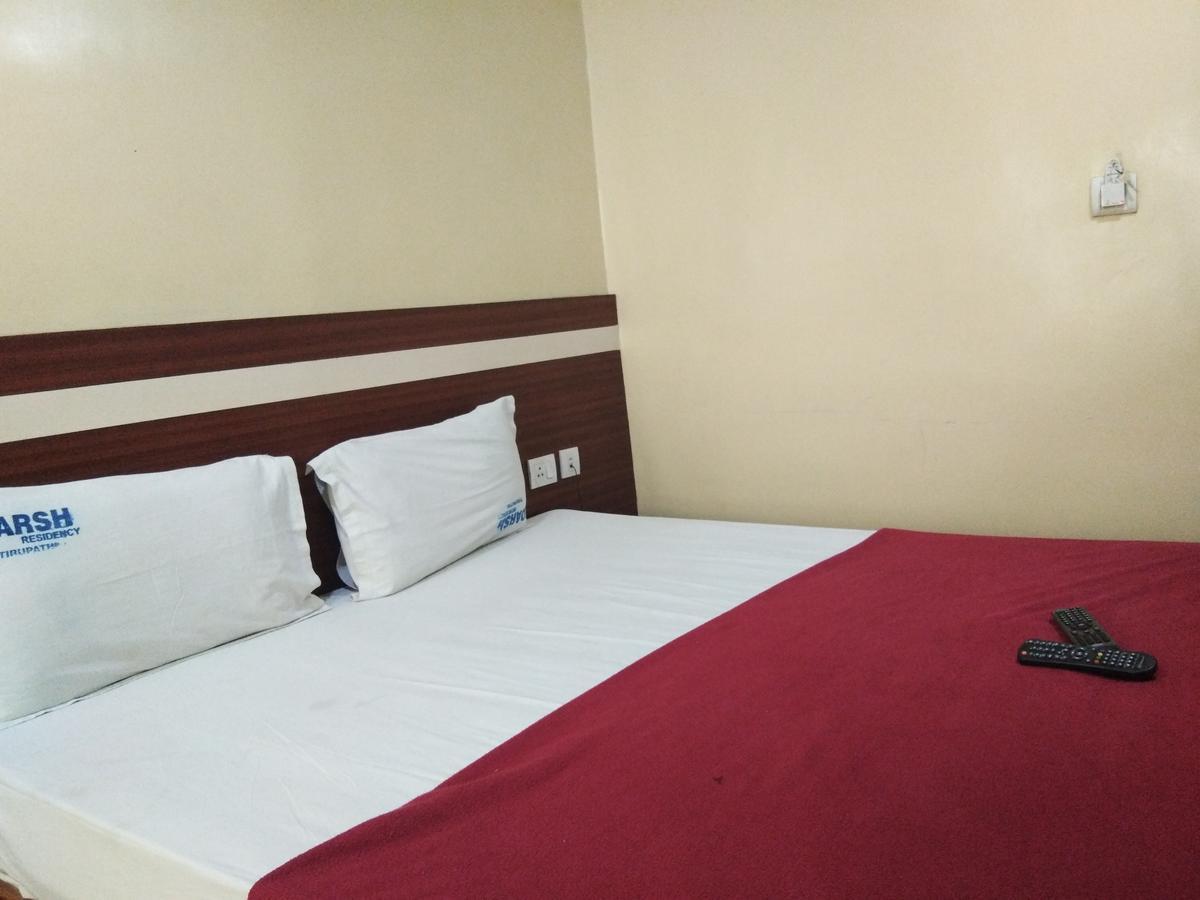 Hotel Adarsh Residency Tirupati Exterior foto